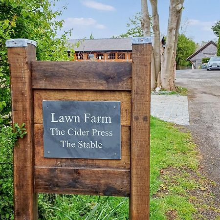 The Cider Press Villa Welland Exterior photo